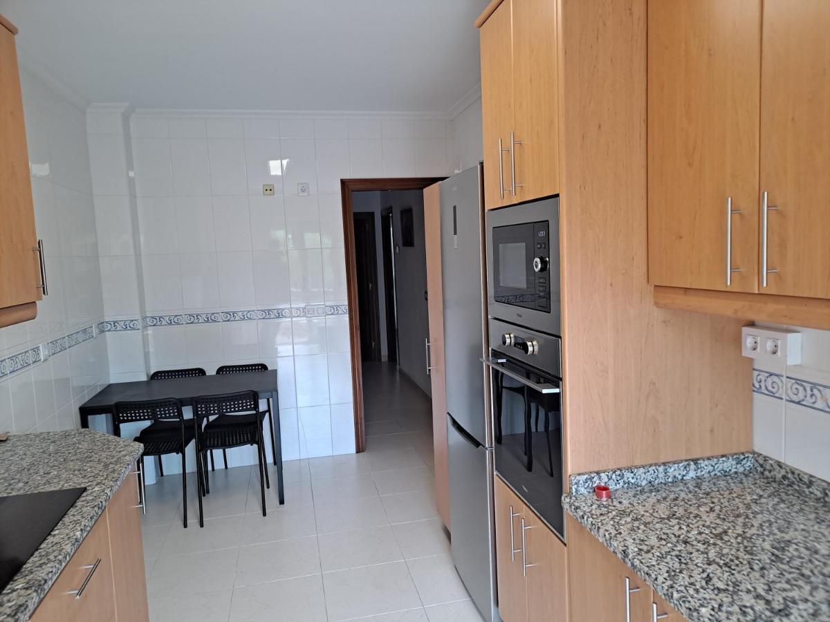 Apartamento Con Vistas, Amplio Y Luminoso Monforte De Lemos Zewnętrze zdjęcie