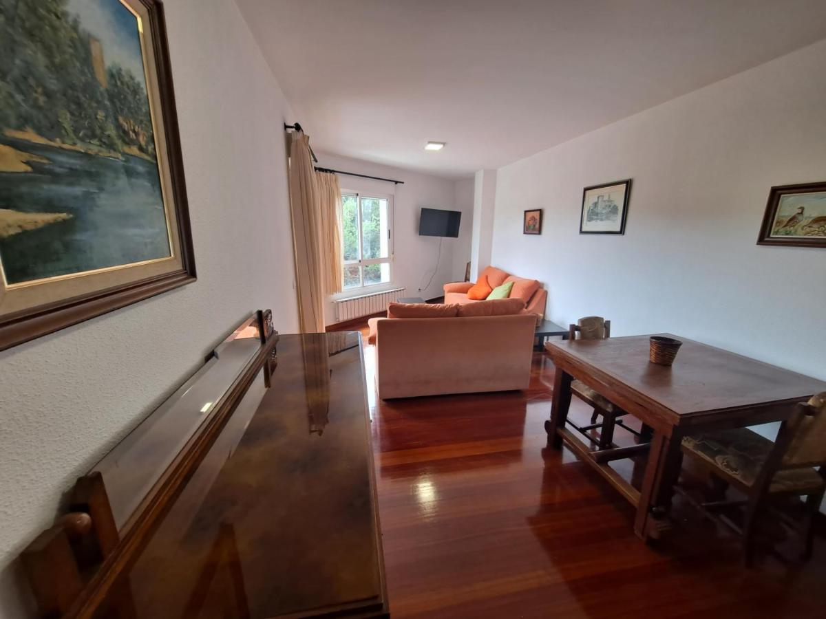 Apartamento Con Vistas, Amplio Y Luminoso Monforte De Lemos Zewnętrze zdjęcie
